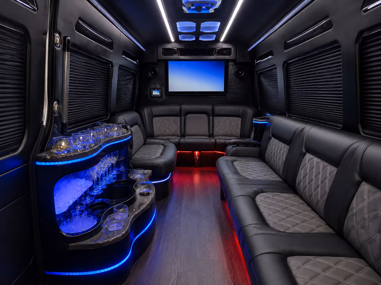 bus rental options for suffolk trips