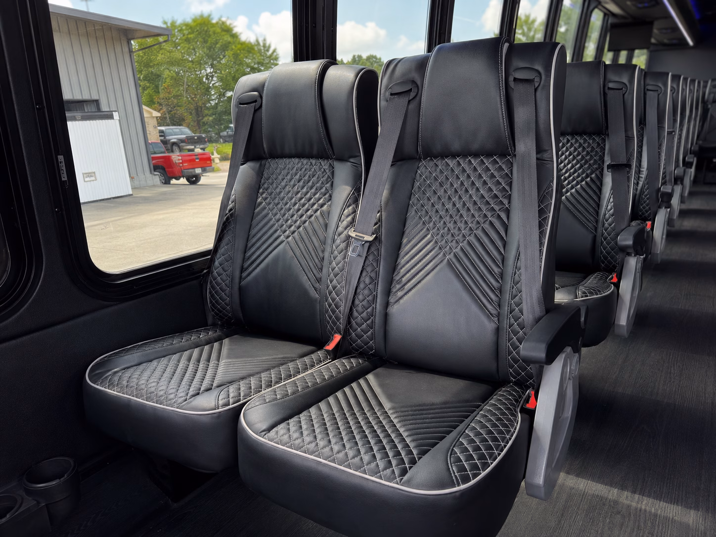 buses for suffolk weddings that extend into virginia beach and norfolk