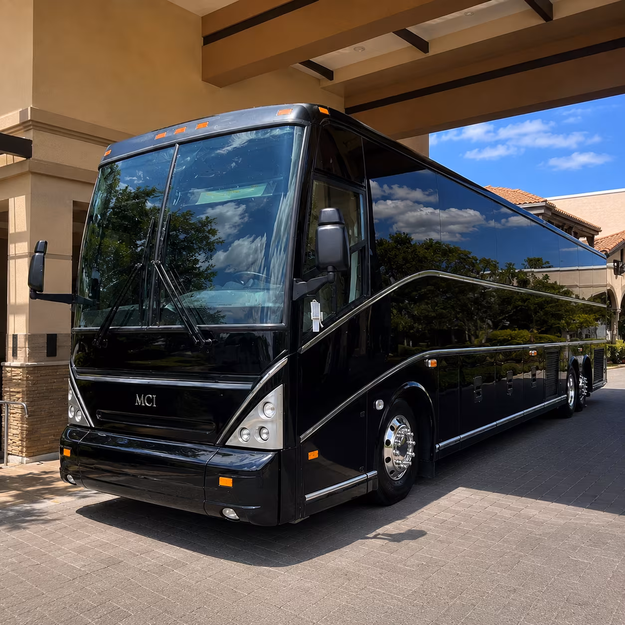 charter buses to norfolk tides games at harbor park