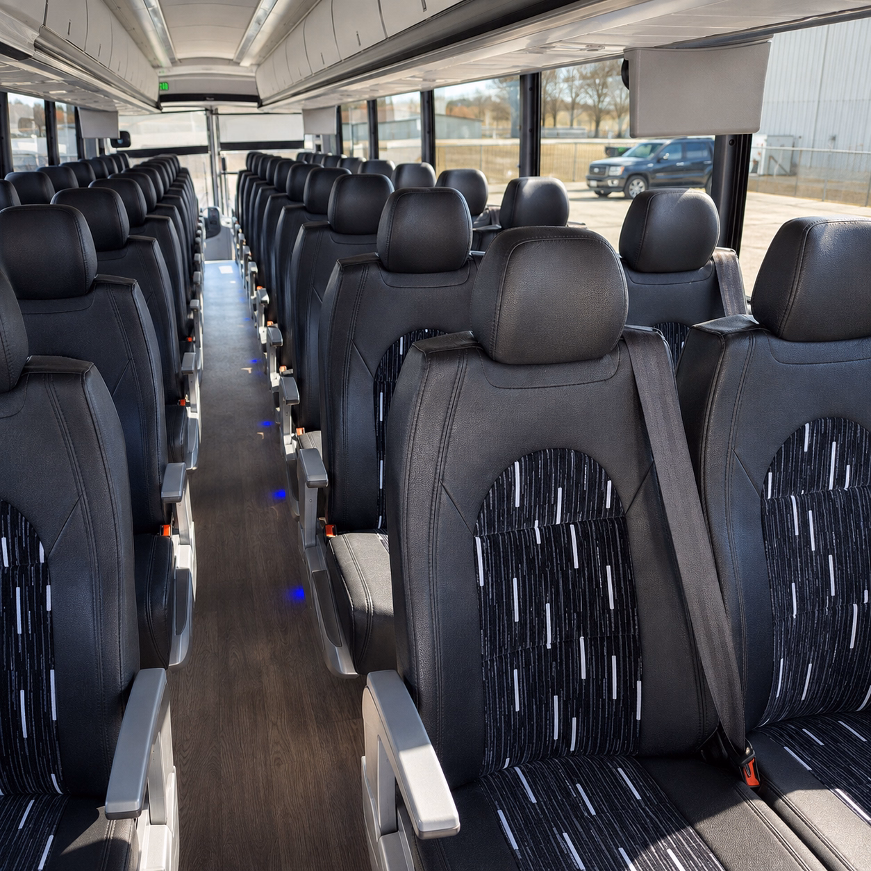 charter buses to the virginia zoo for suffolk school groups