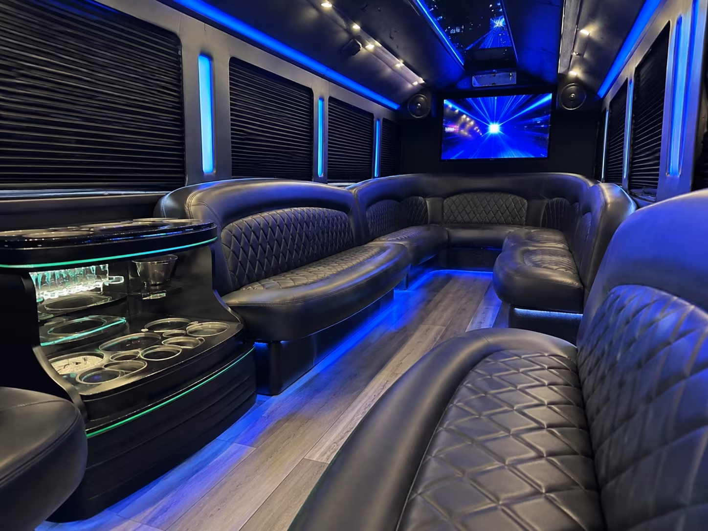 suffolk holiday party bus rental